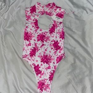 Frankies Bikinis “Zuri” One Piece in Rosie